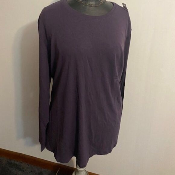 Lane Bryant Purple Long sleeve T-shirt, size 22/24 - Picture 1 of 3